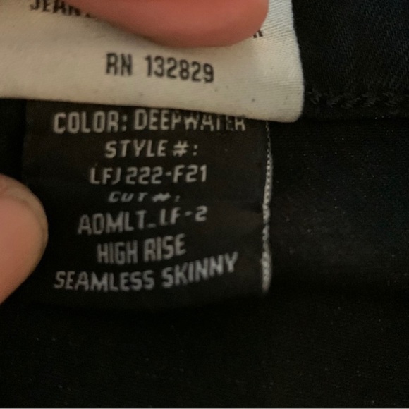 NWT Revolve LF Lovers and Friends Jesse High Rise Skinny in
Deepwater Sz 26 - Picture 7 of 9